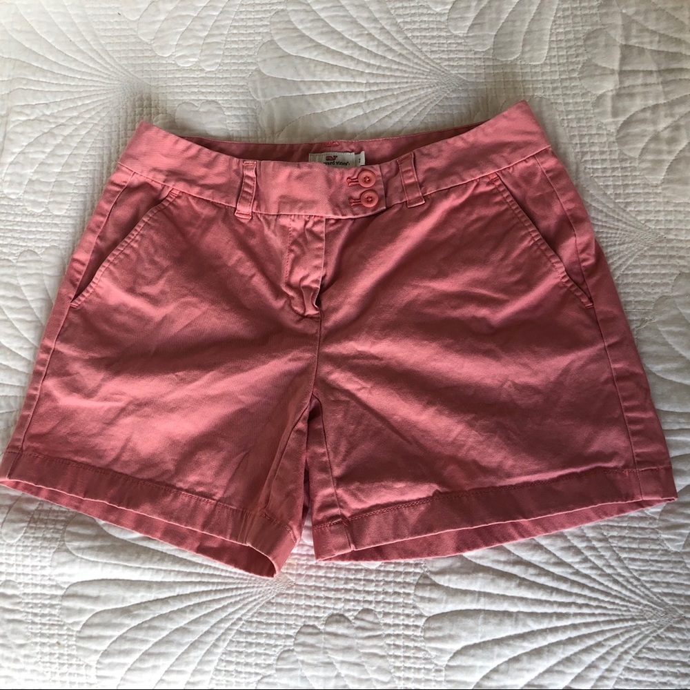 Vineyard Vines shorts
